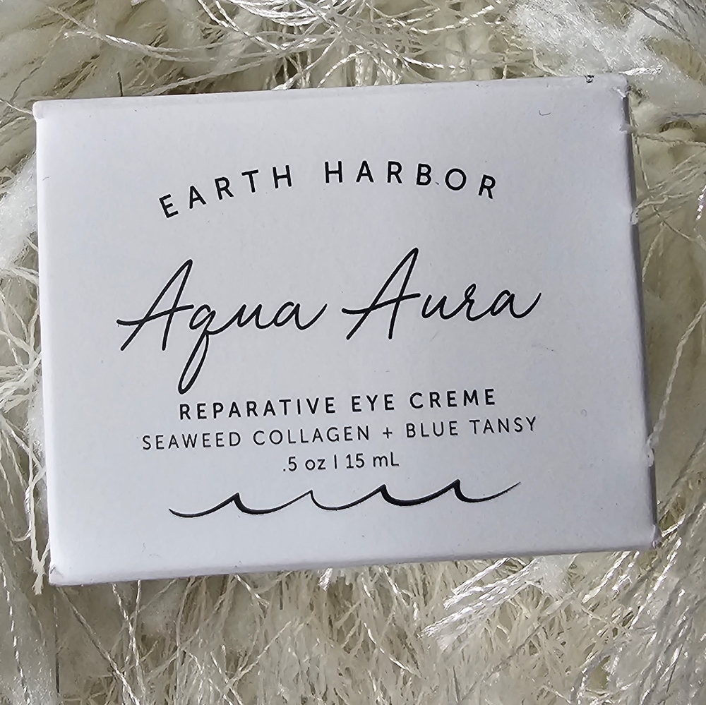 Earth Harbor Aqua Aura reparative eye cream seaweed collagen & blue tansy